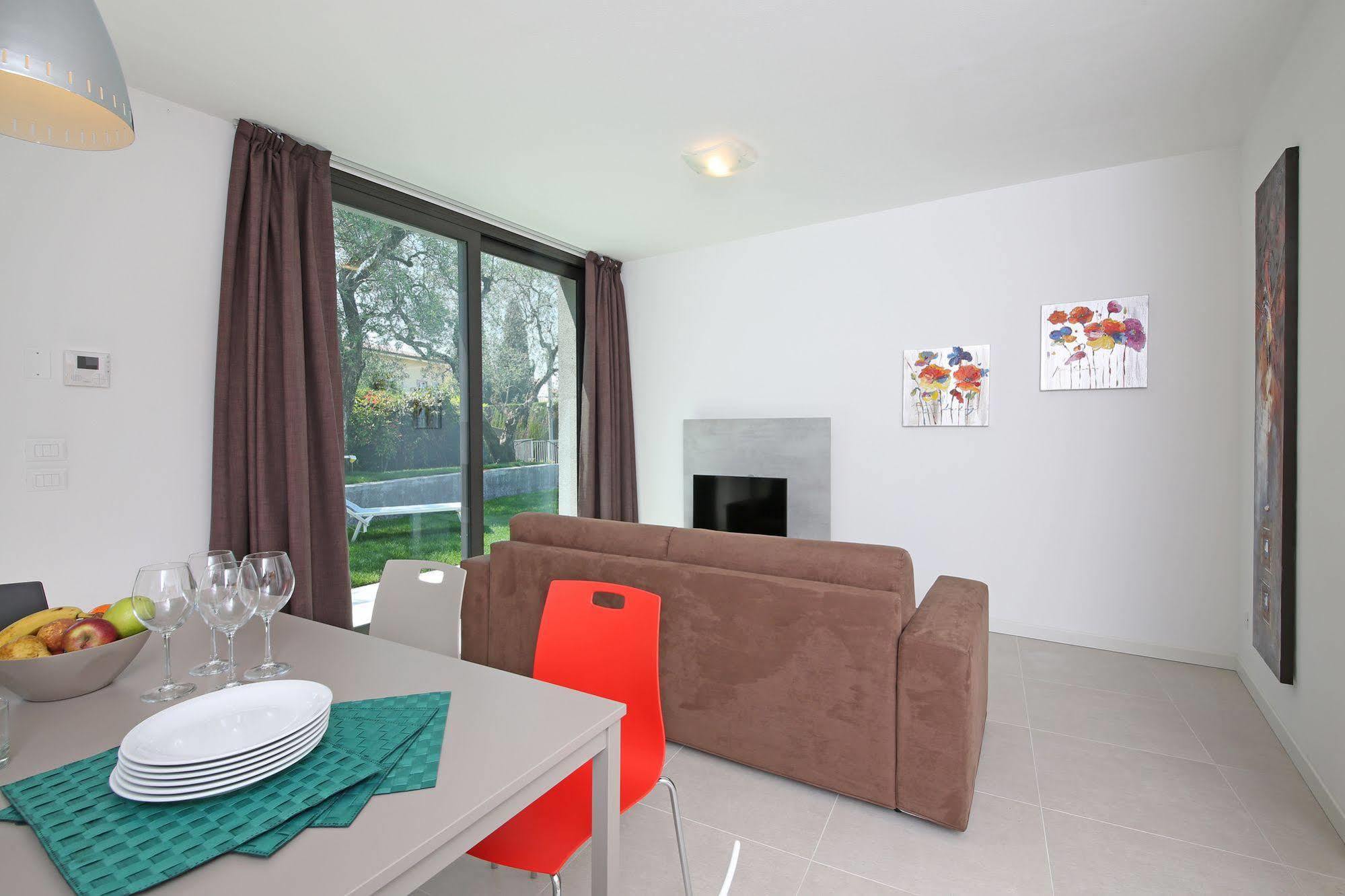 Villa T14 Bardolino Eksteriør billede
